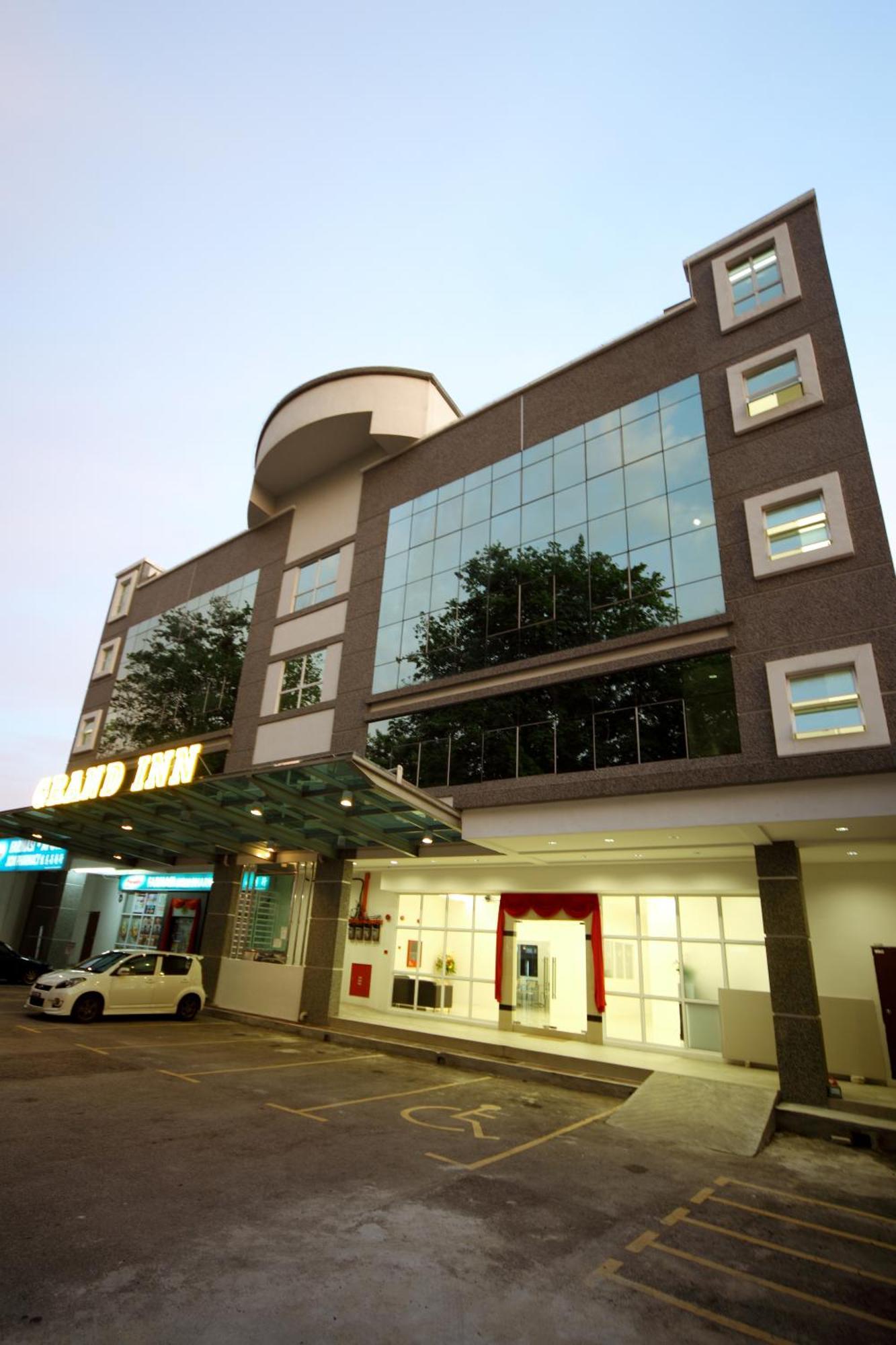 Grand Inn Hotel - Macalister Road George Town Exterior photo